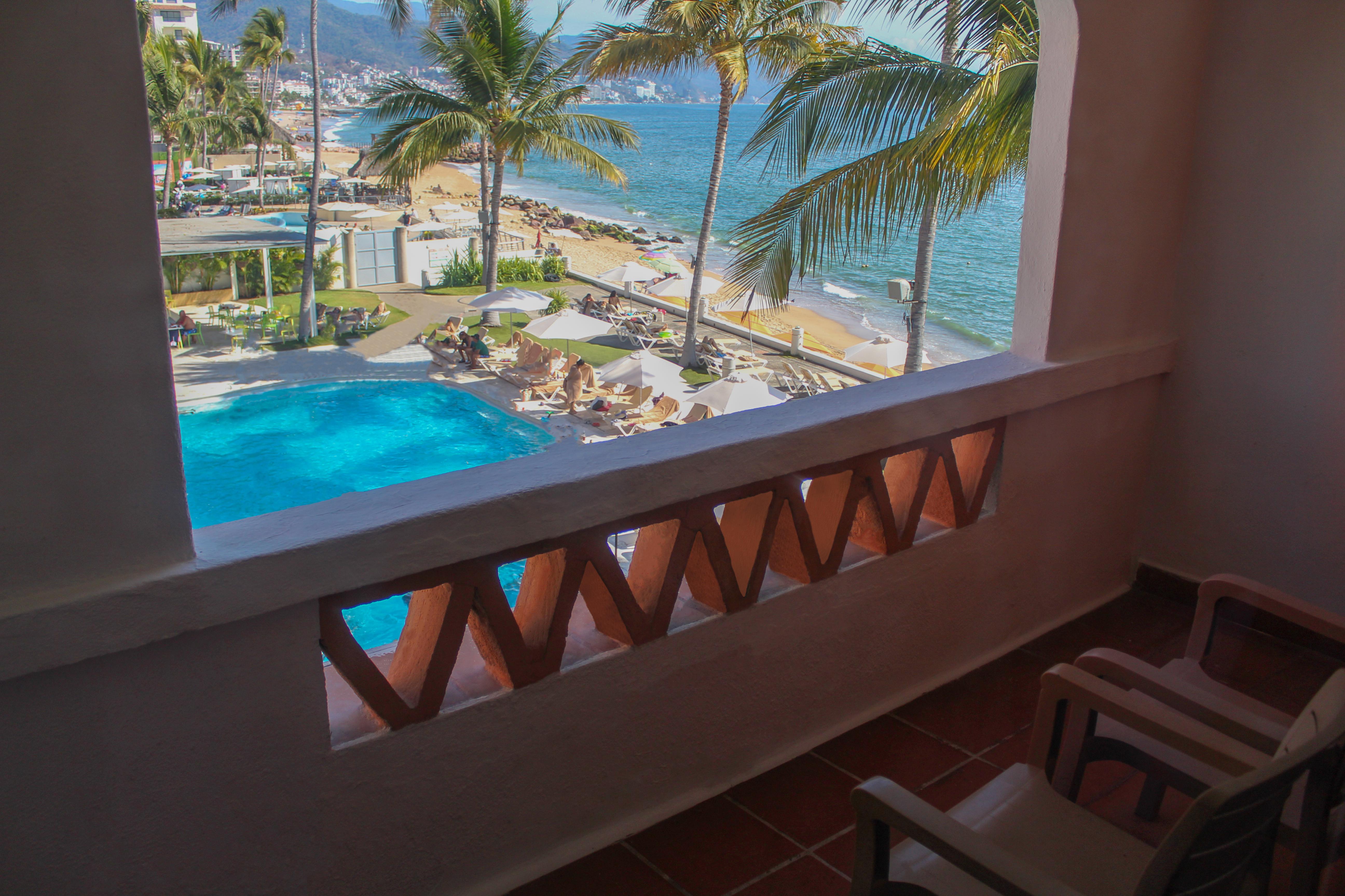 HOTEL PLAZA PELICANOS CLUB BEACH RESORT ALL INCLUSIVE PUERTO VALLARTA 4* ( Mexico) - from US$ 188 | BOOKED