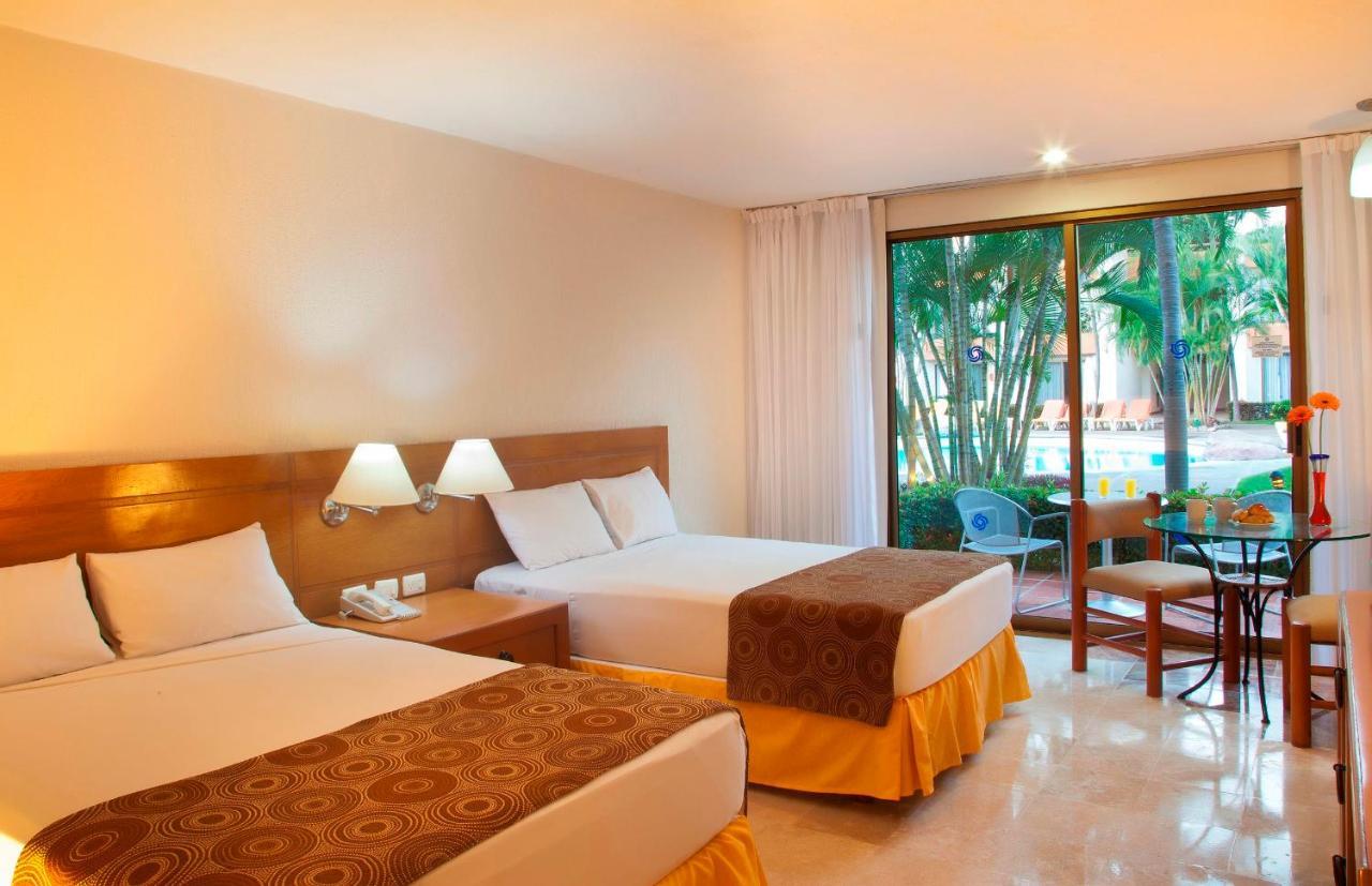 HOTEL PLAZA PELICANOS CLUB BEACH RESORT ALL INCLUSIVE PUERTO VALLARTA 4* ( Mexico) - from US$ 188 | BOOKED